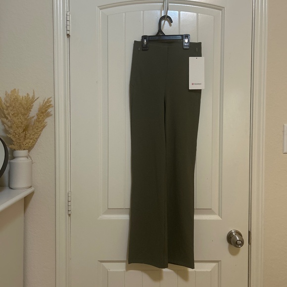 Lululemon Smooth Fit Pull-on High rise Pants - Picture 1 of 3